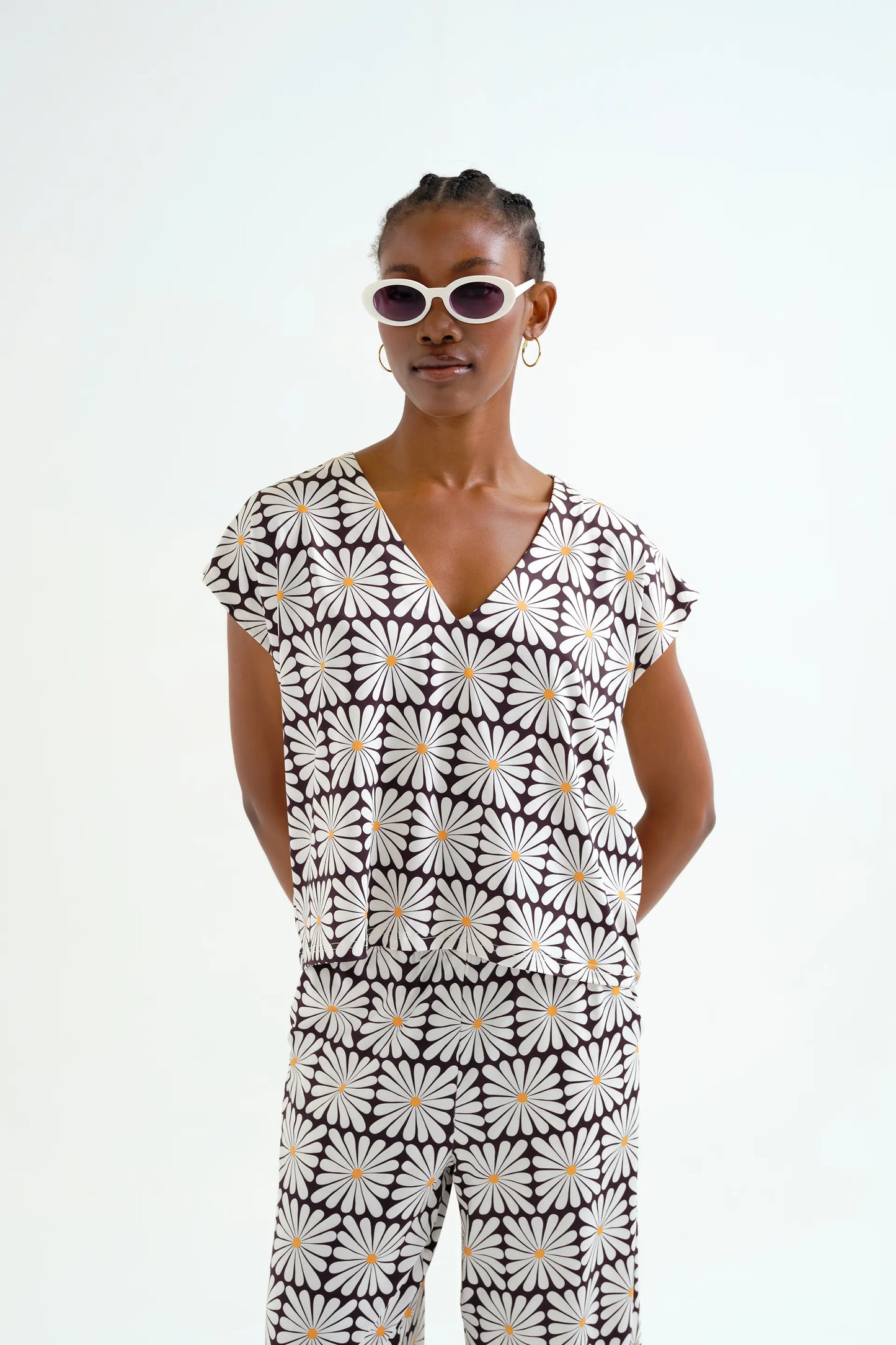 Top playero con estampado Olive Flower Black