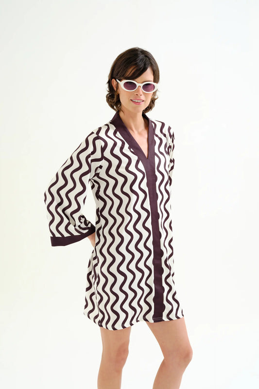 Kaftan corto con estampado Wave Black & White