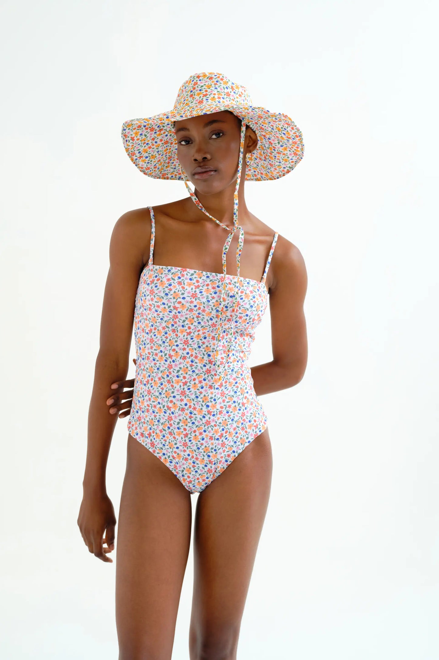 Costume da bagno stampato Lily Small con scollo dritto