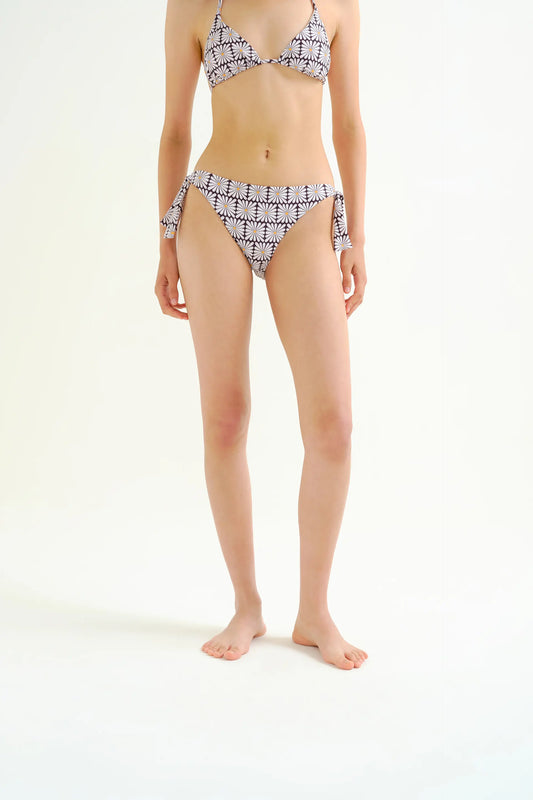 Braguita Bikini lazada con estampado Olive Flower Black