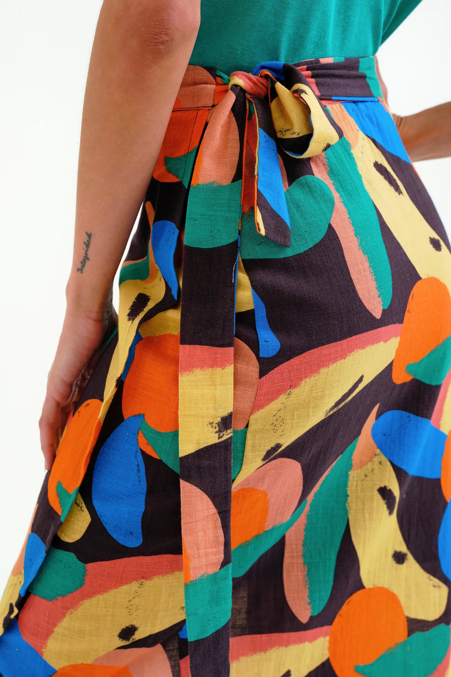 Falda midi con estampado Tutti Frutti Big