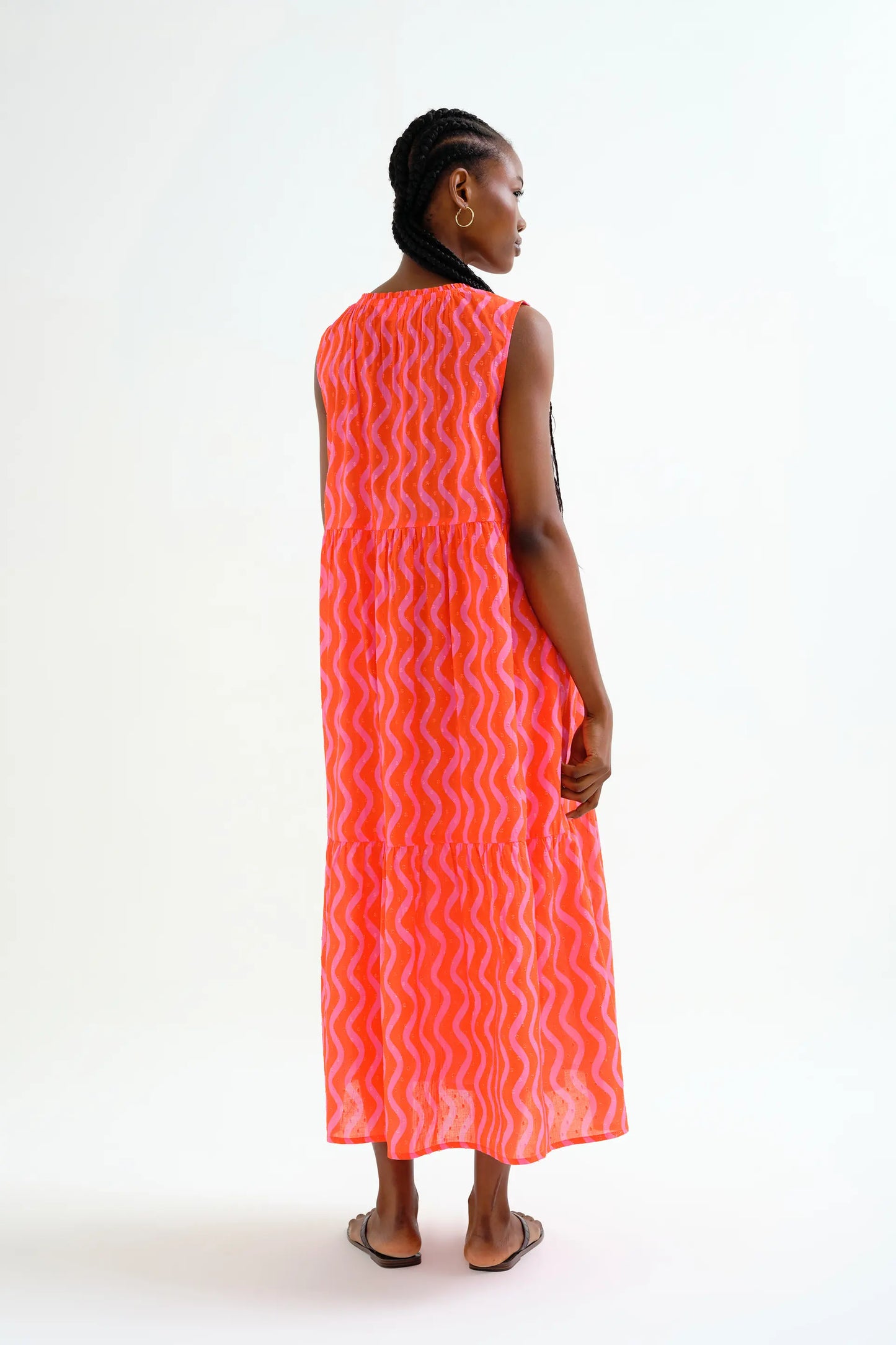 Long beach dress with Wave Red &amp; Pink print