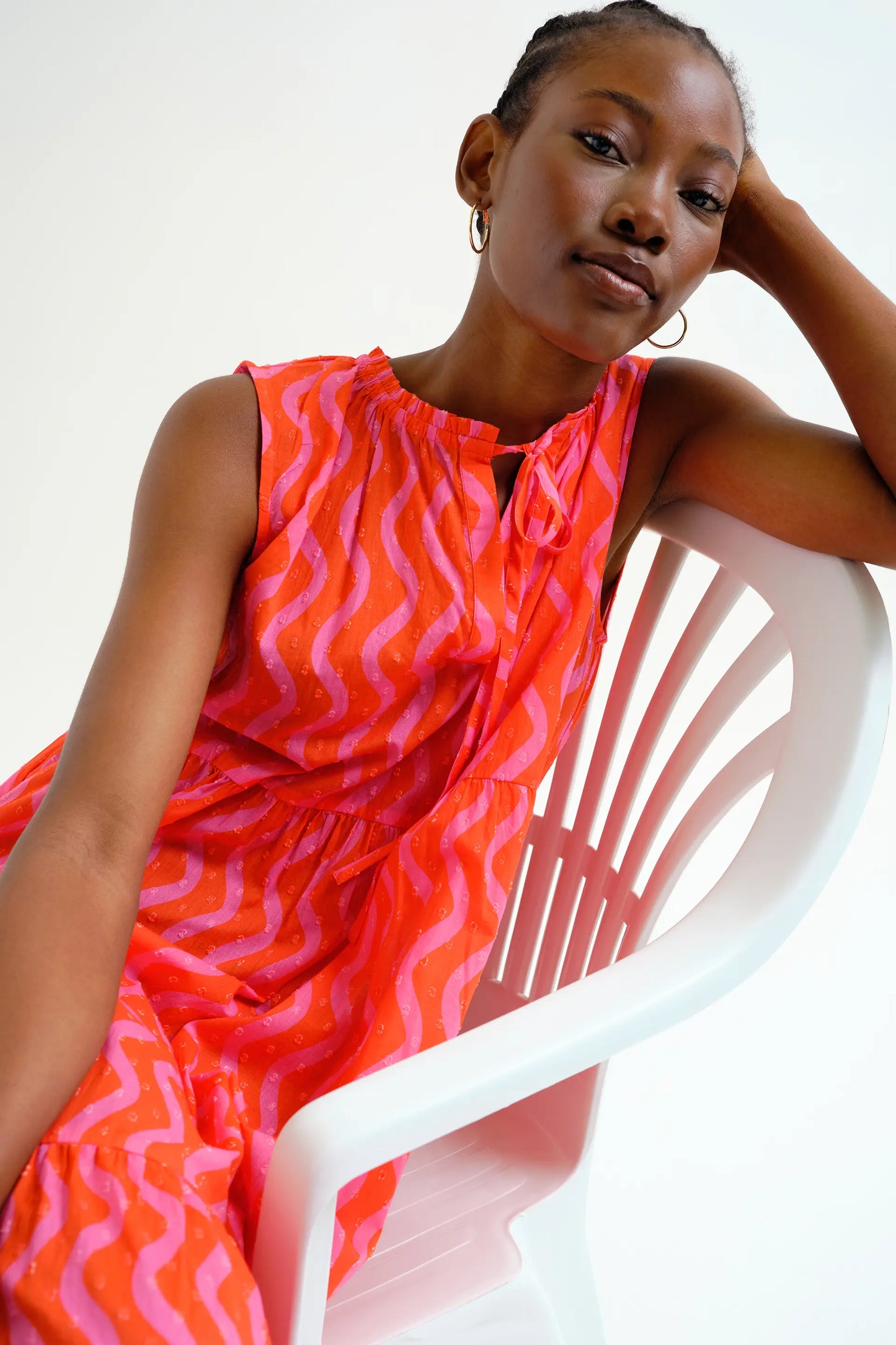 Long beach dress with Wave Red &amp; Pink print