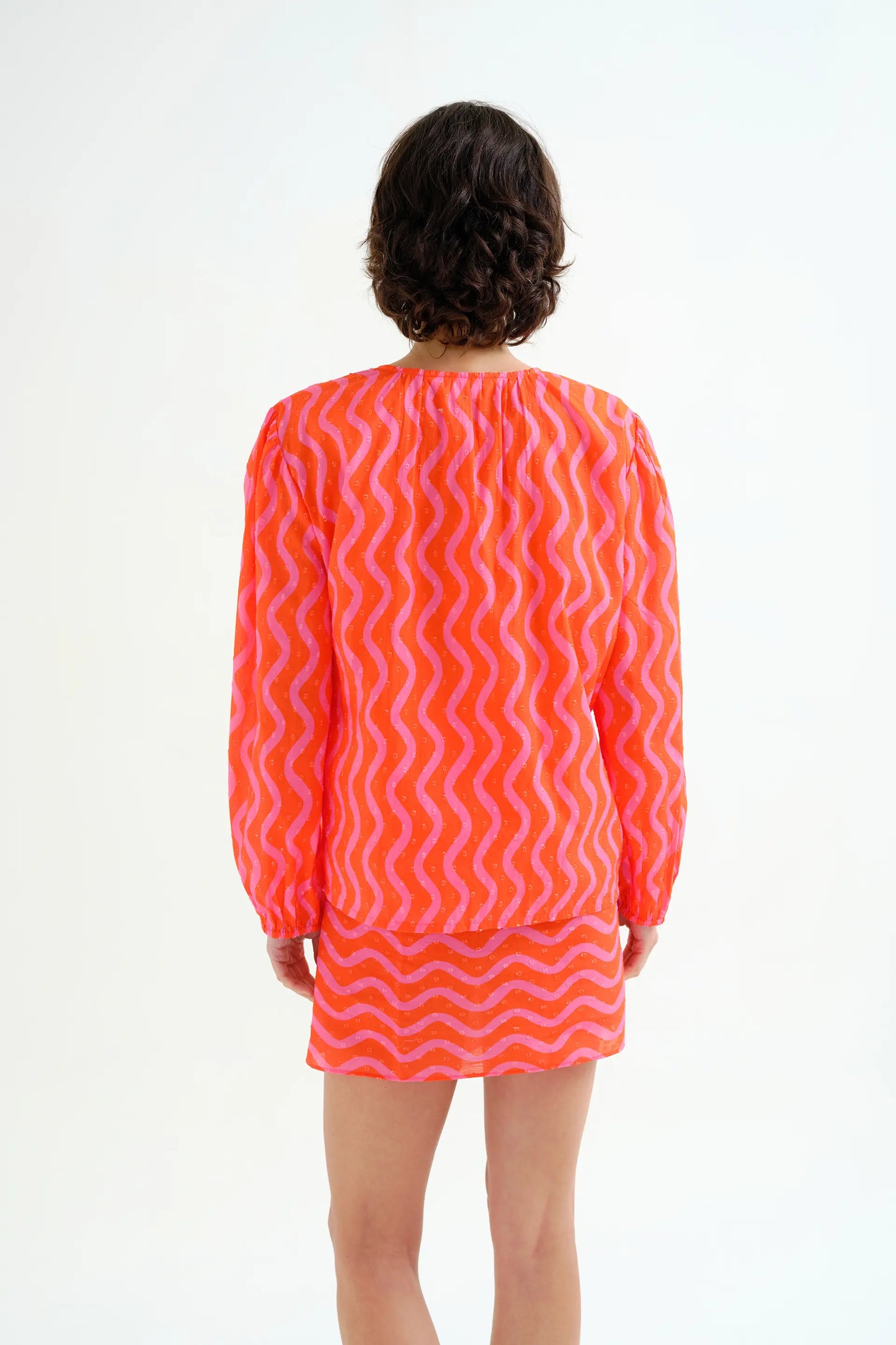 Top playero con estampado Wave Red & Pink