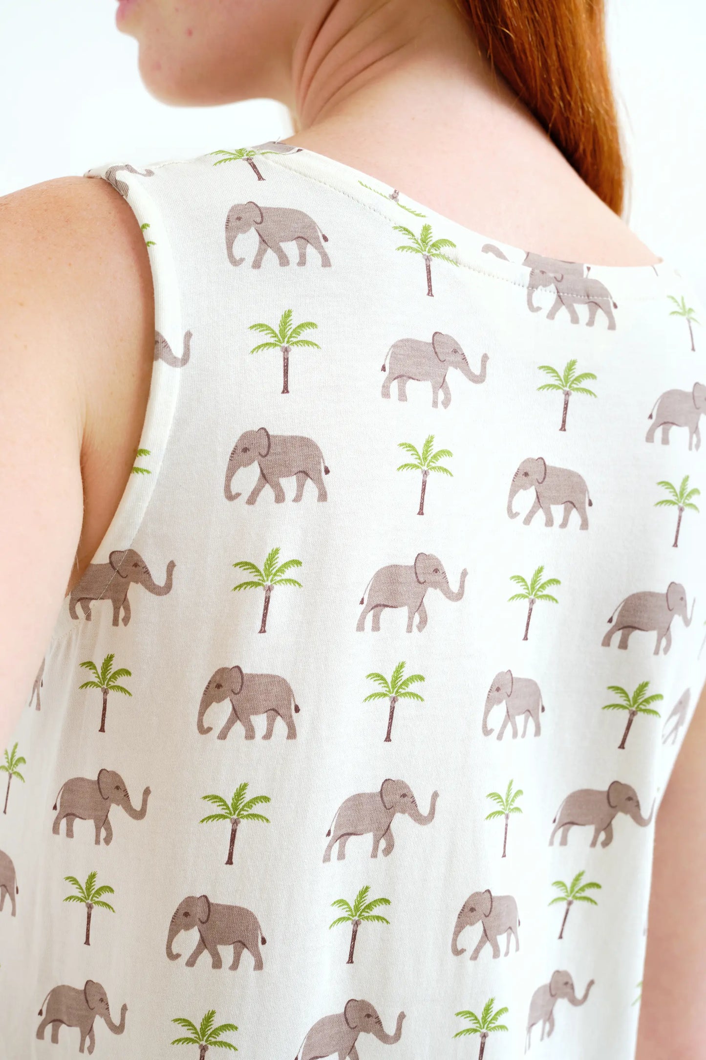 Long dress with elephant print
