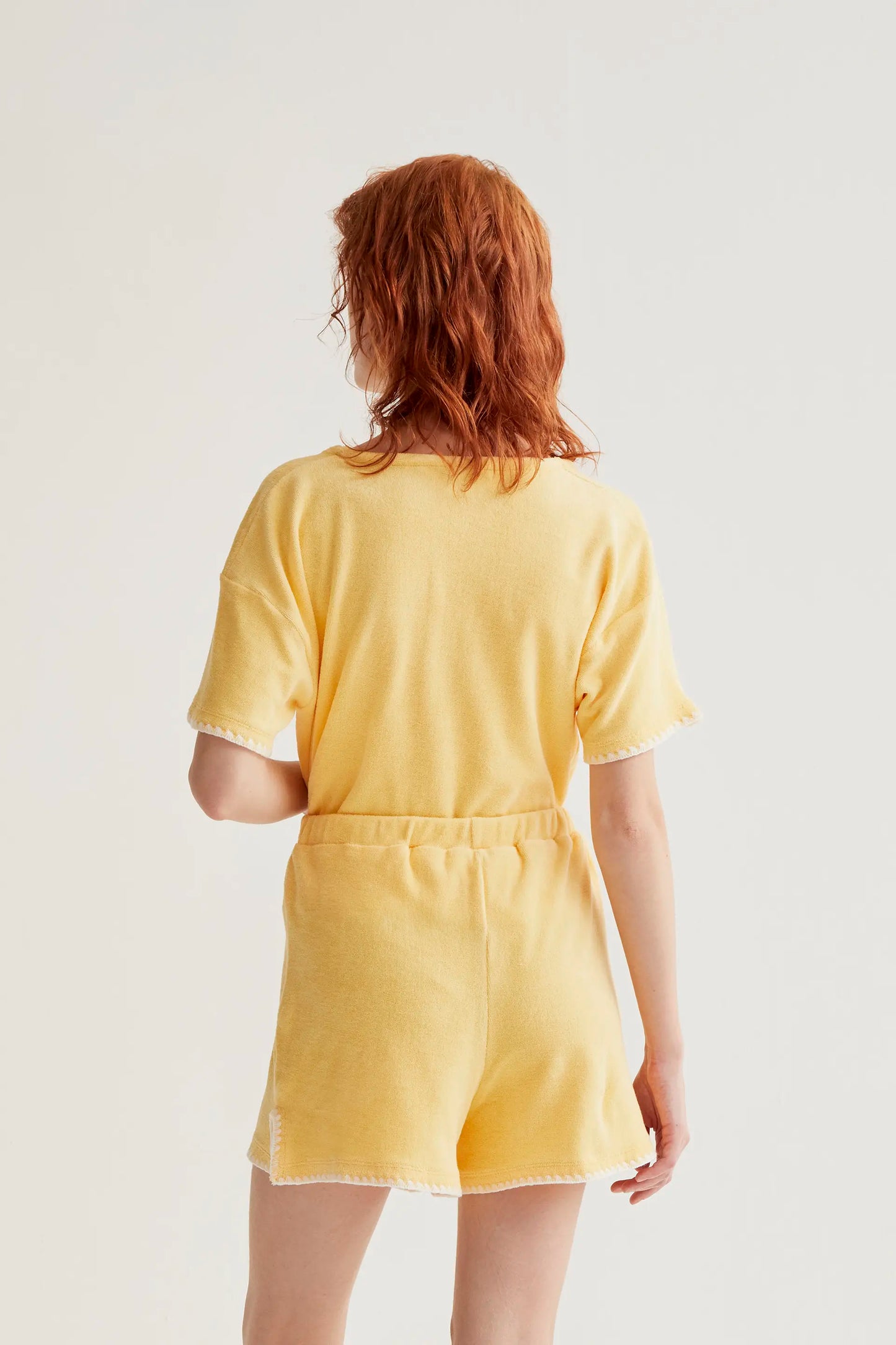 Shorts playero amarillo claro