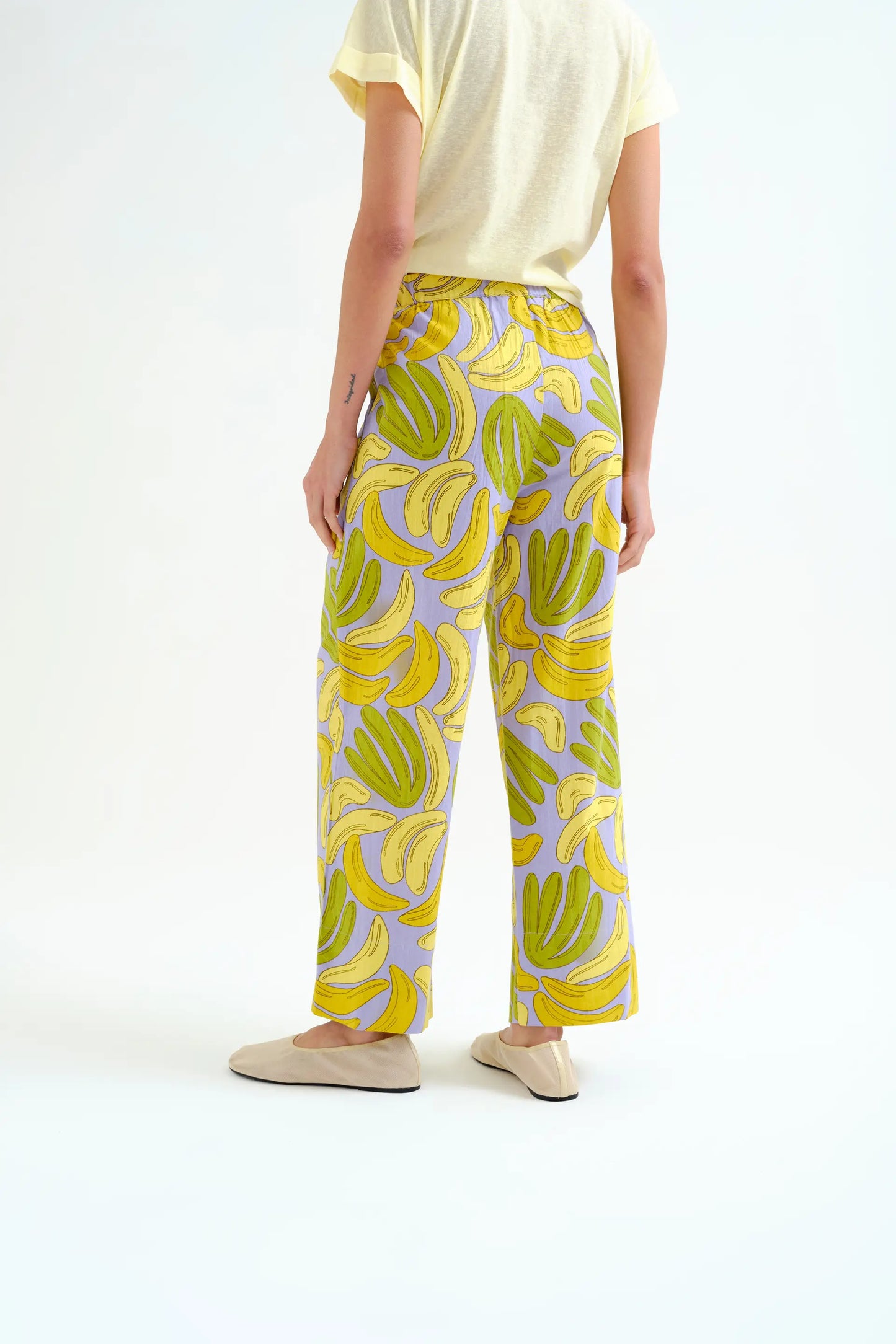 Pantalón con estampado Guineo