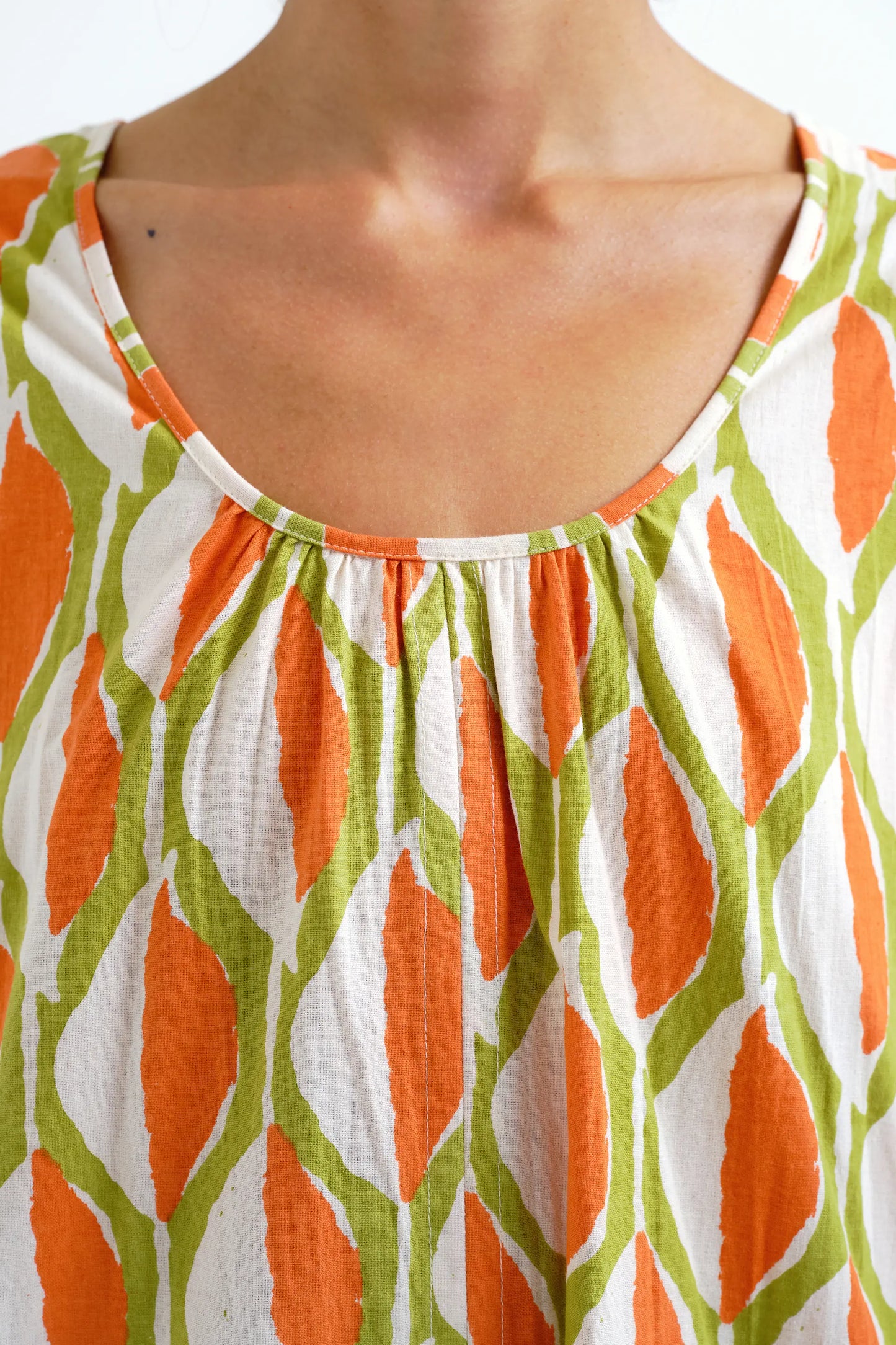 Aloe print short dress