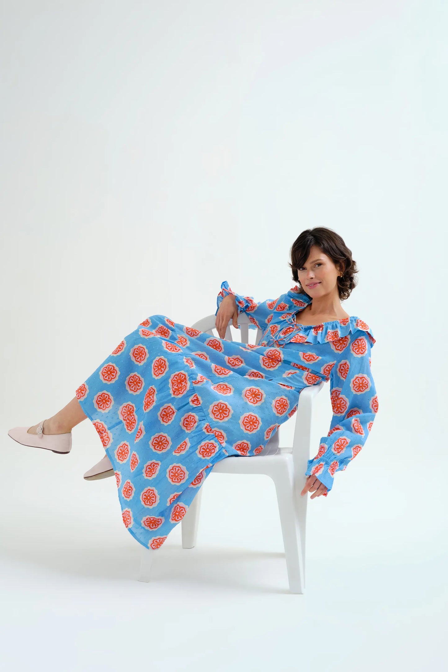Long beach dress with Red bloom flowers print