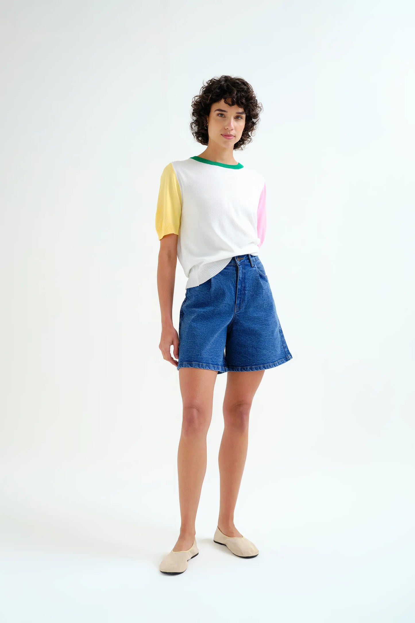 Shorts vaquero azul con detalle de ondas