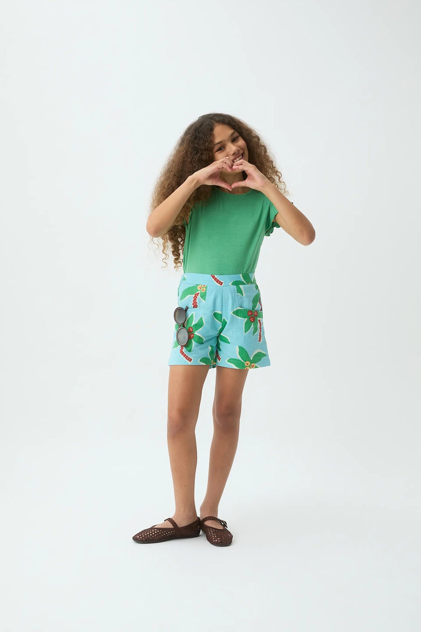 Camiseta de niña manga corta verde