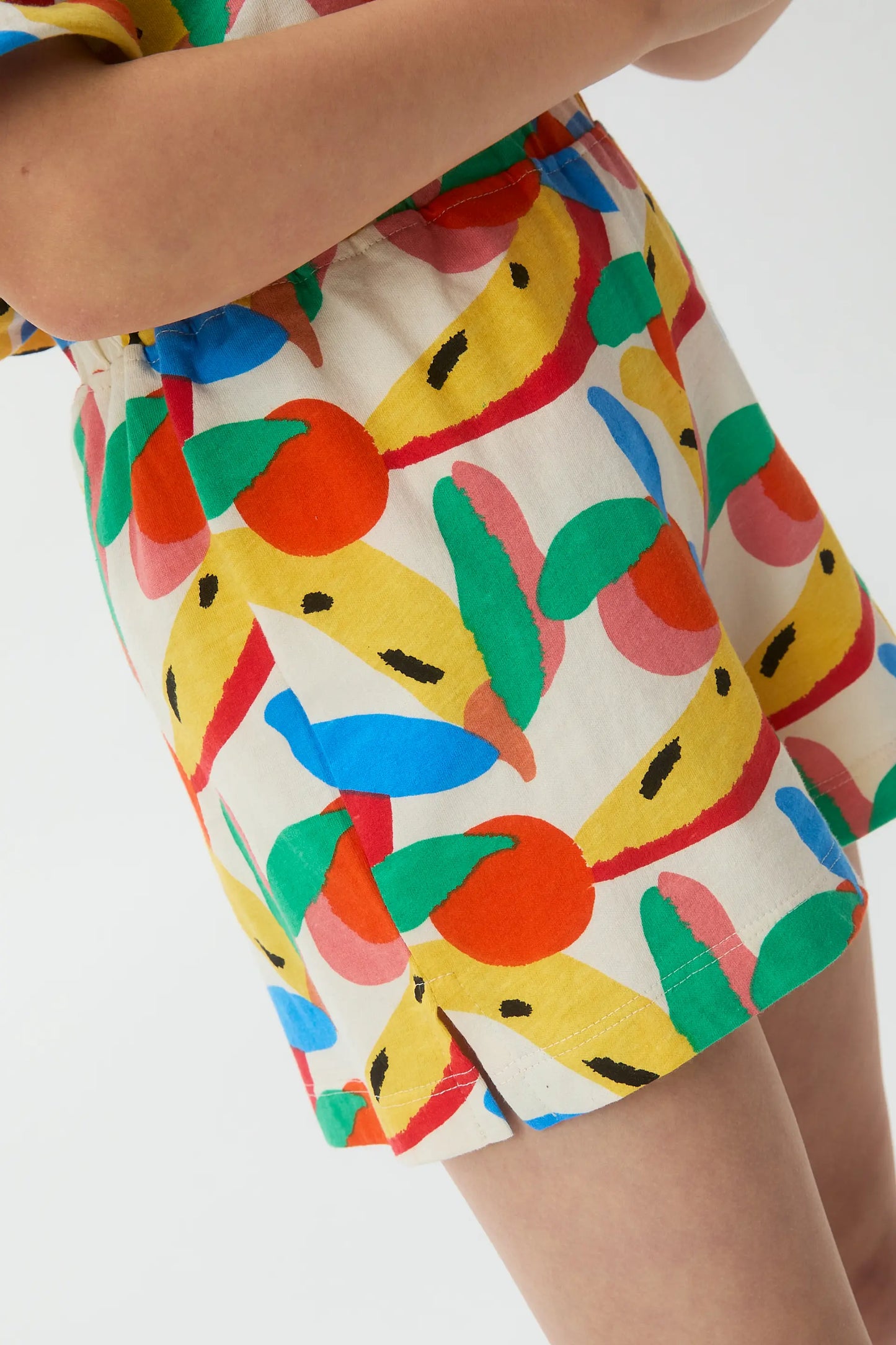 Shorts de niña 100% algodón con estampado Tutti Frutti