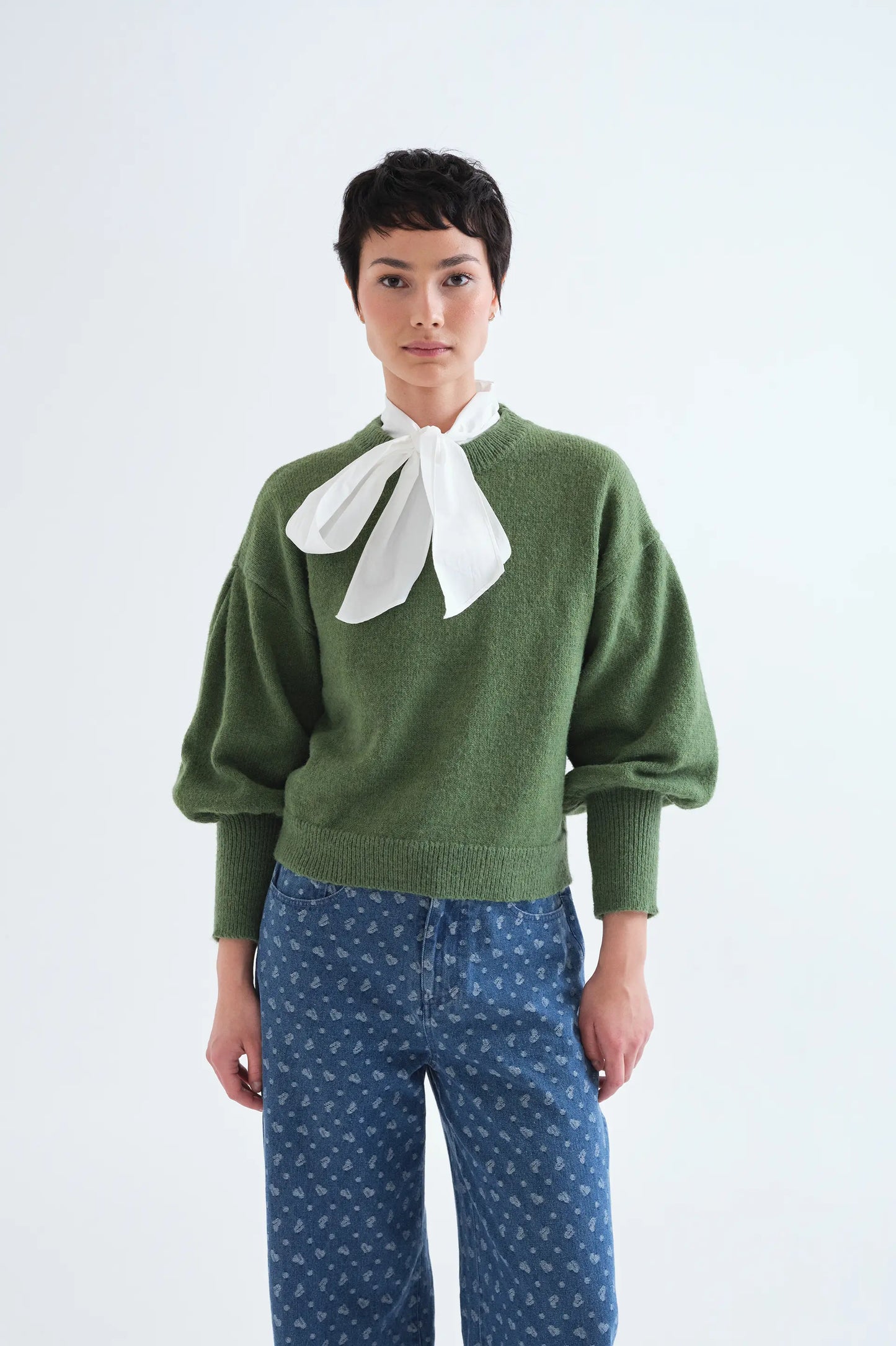Basic green long-sleeved knit sweater