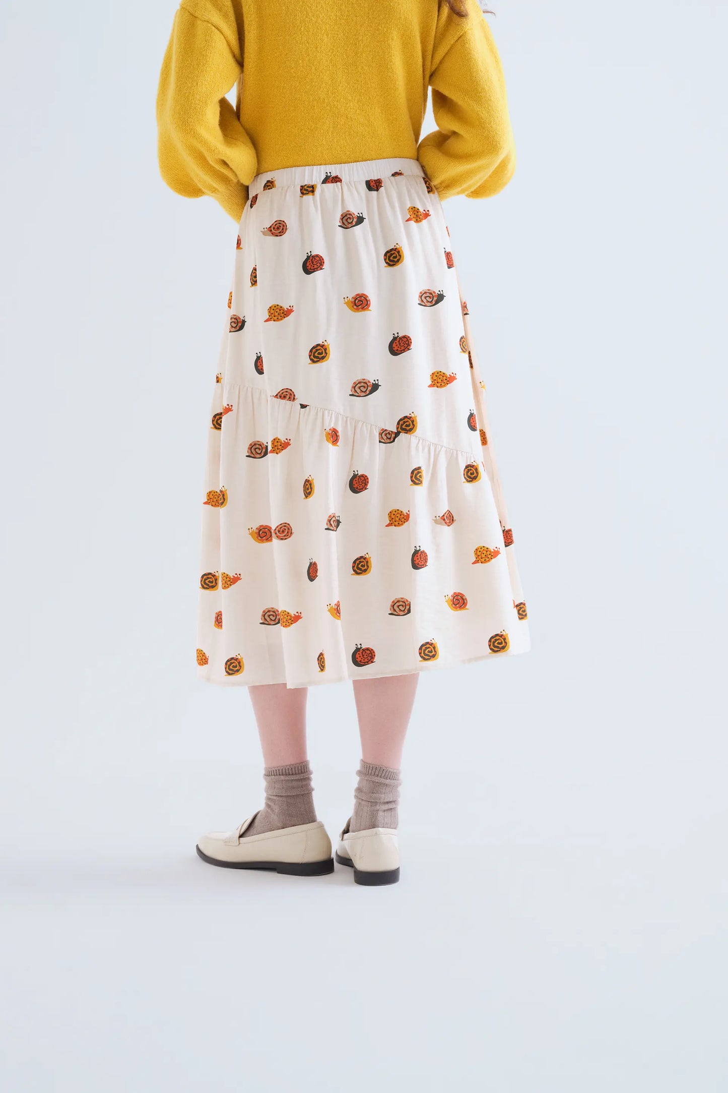 Falda midi con estampado de caracoles
