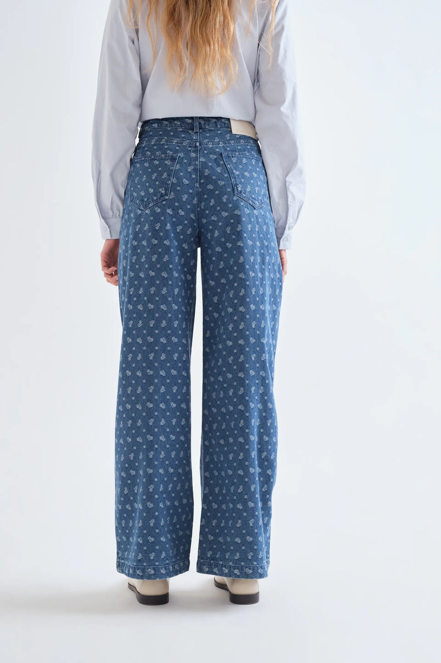 Heart-print denim pants