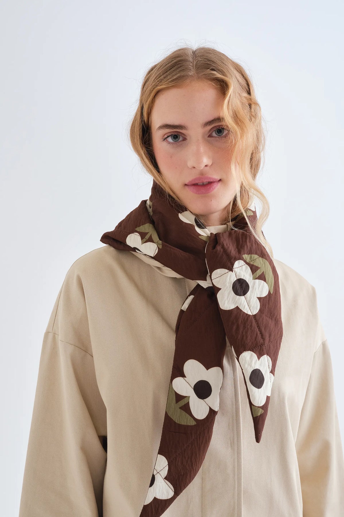 Bandana imbottita con stampa Santini