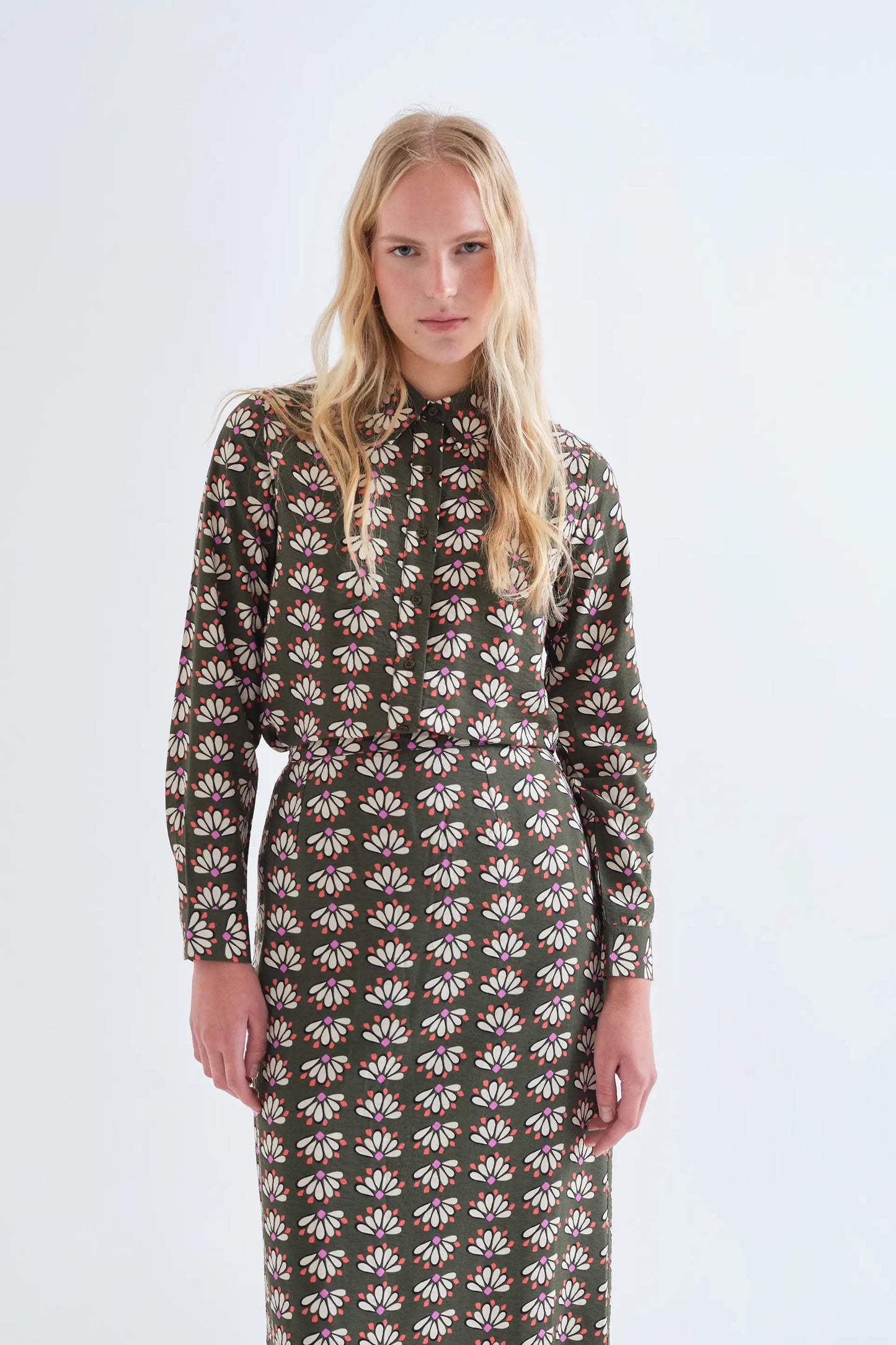 Camisa con estampado Geometry