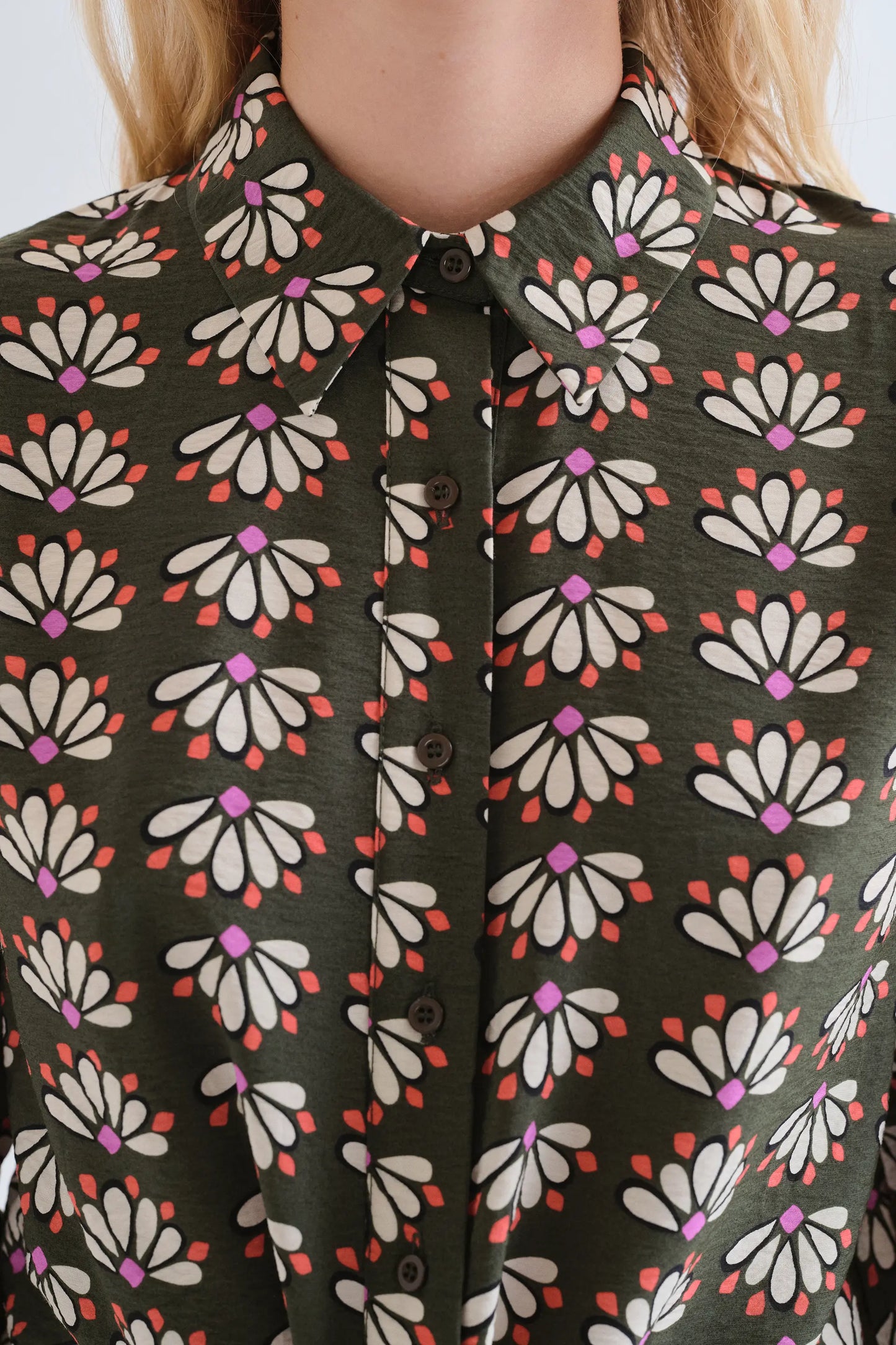 Camisa con estampado Geometry