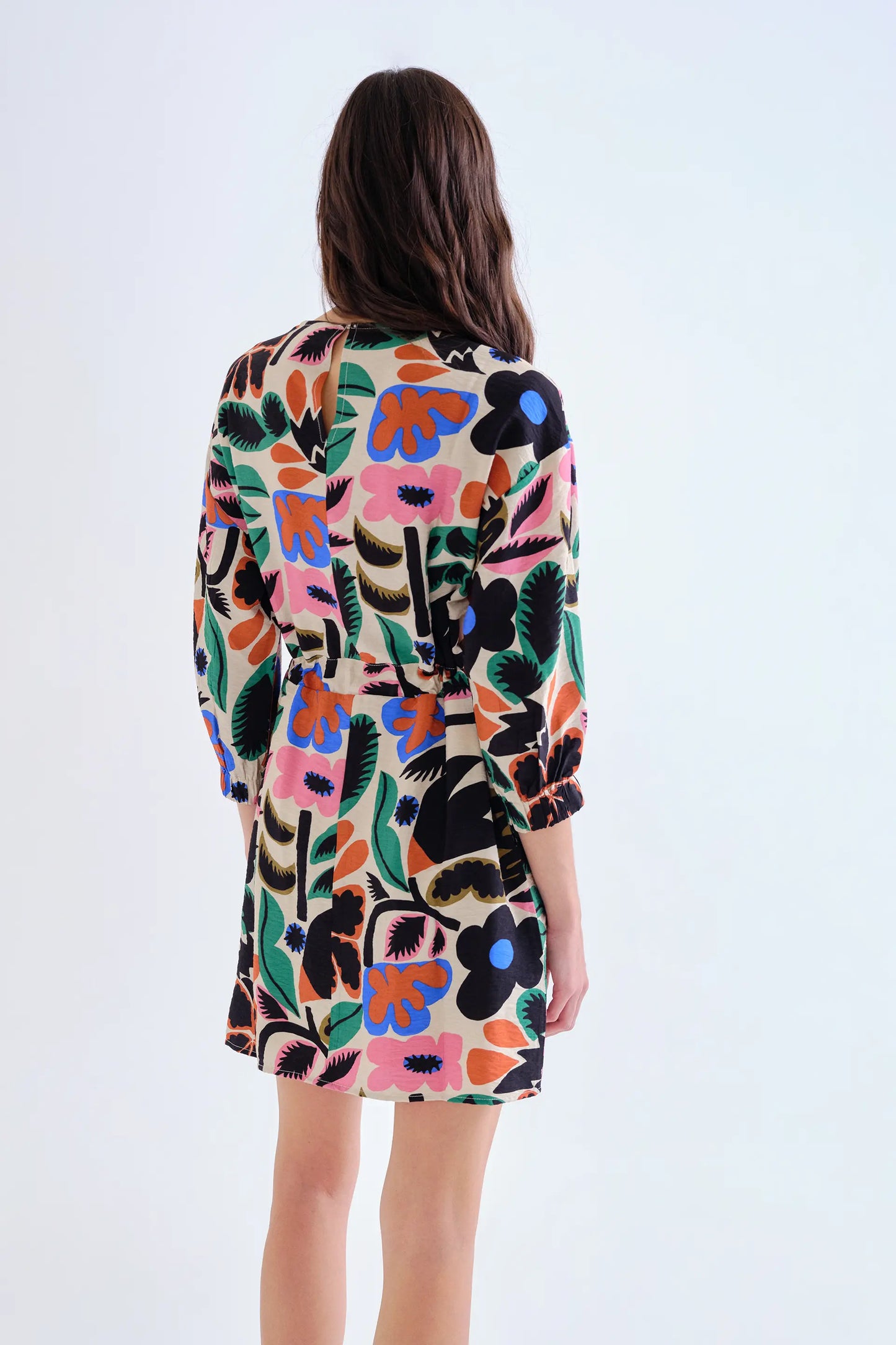 Vestido corto con estampado Neo Garden