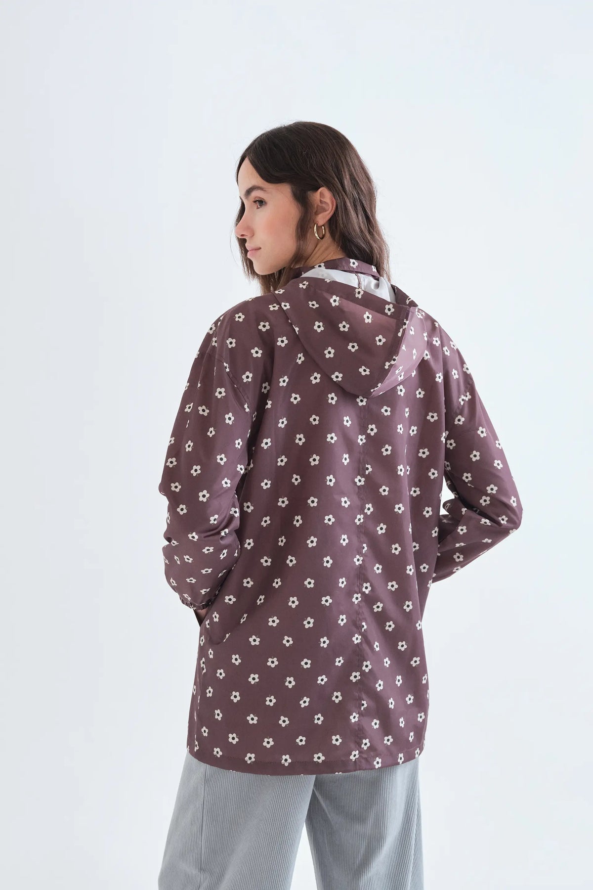 Chaqueta con capucha estampado Santini