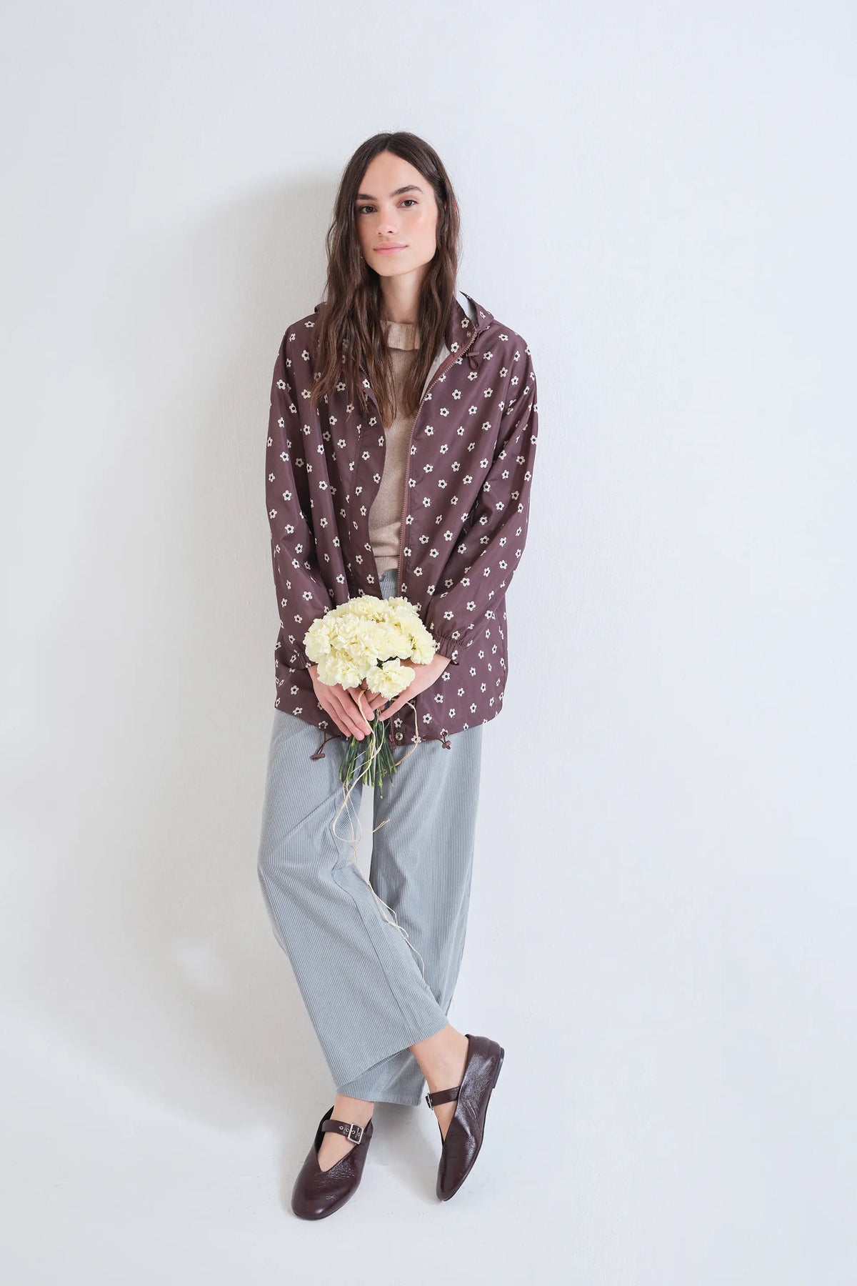 Chaqueta con capucha estampado Santini