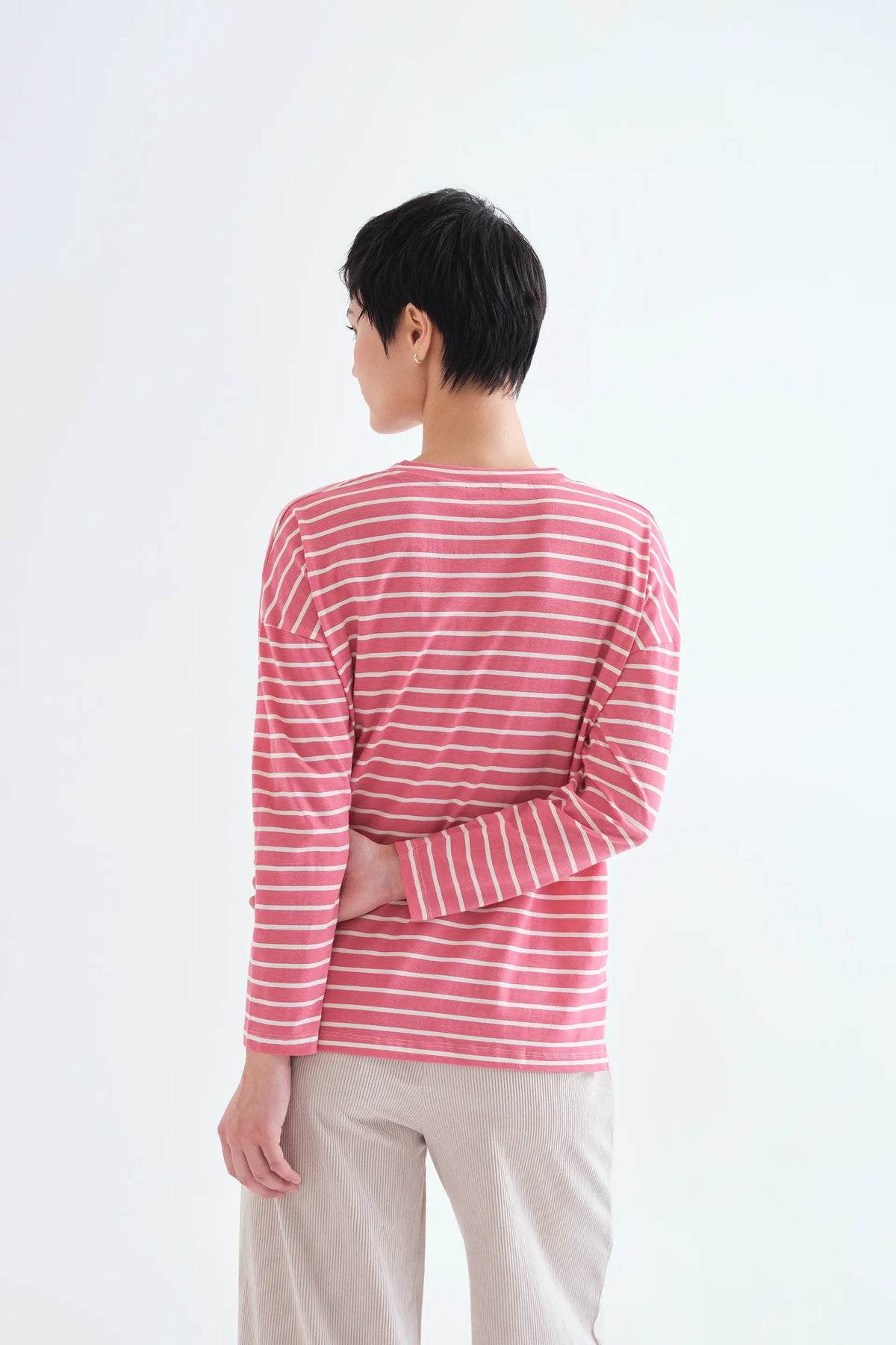 Camiseta 100% algodón con estampados de rayas rosa