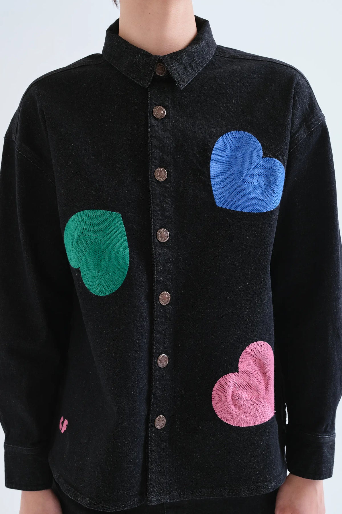 Camisa vaquera negra con estampado Candy