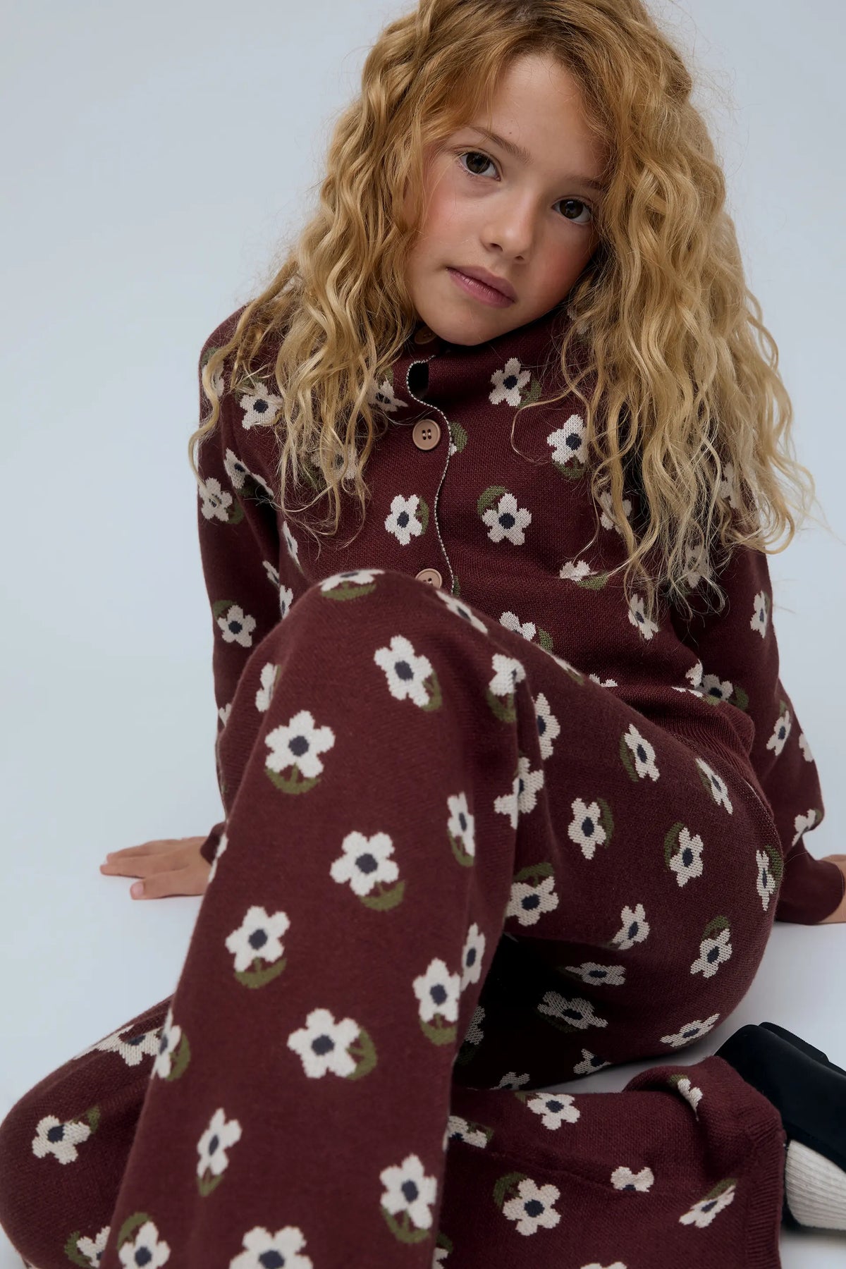 Pantalón punto de niña con estampado Santini