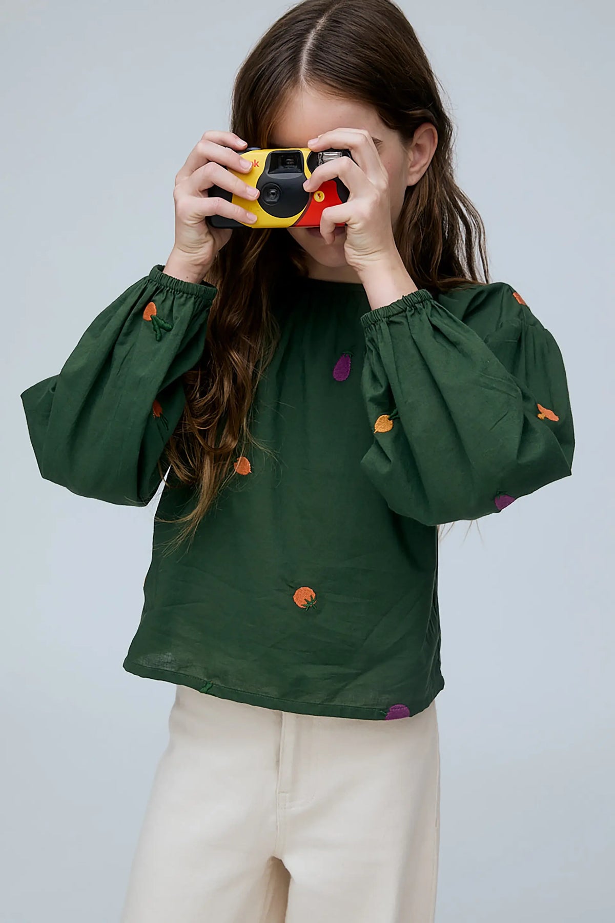 Top de niña 100% algodón con bordado de Vegetales