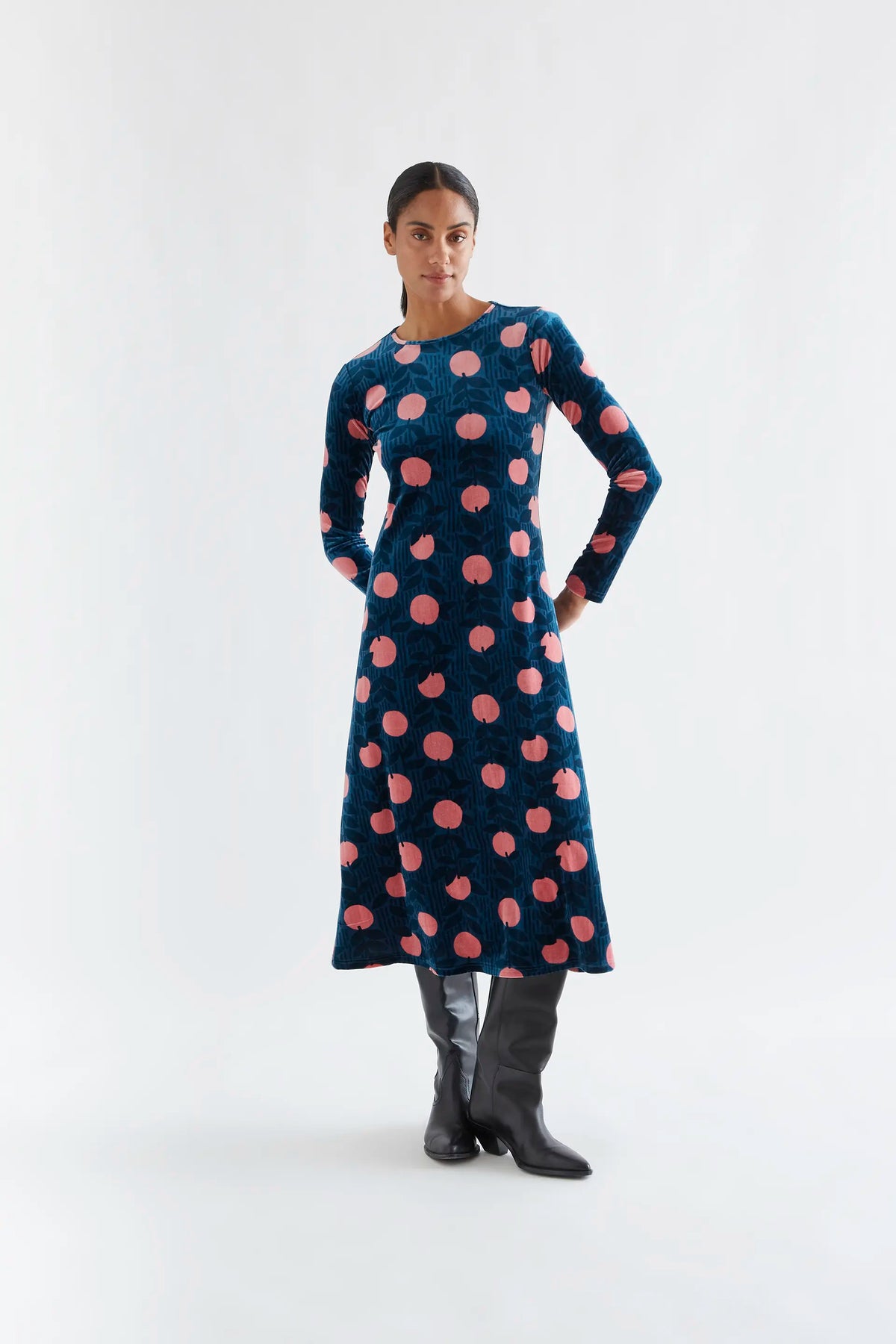 Vestido midi de terciopelo con estampado Lychee