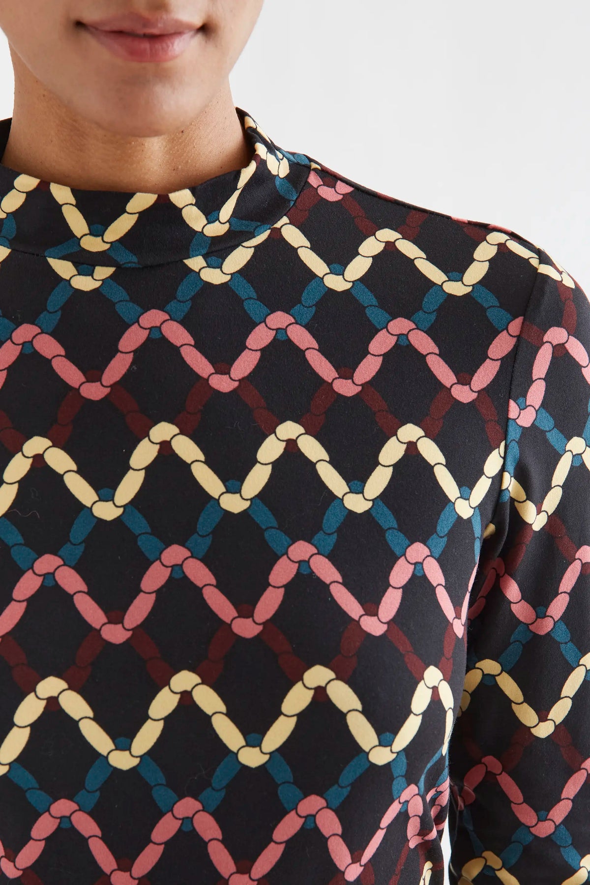 Camiseta con estampado Skein