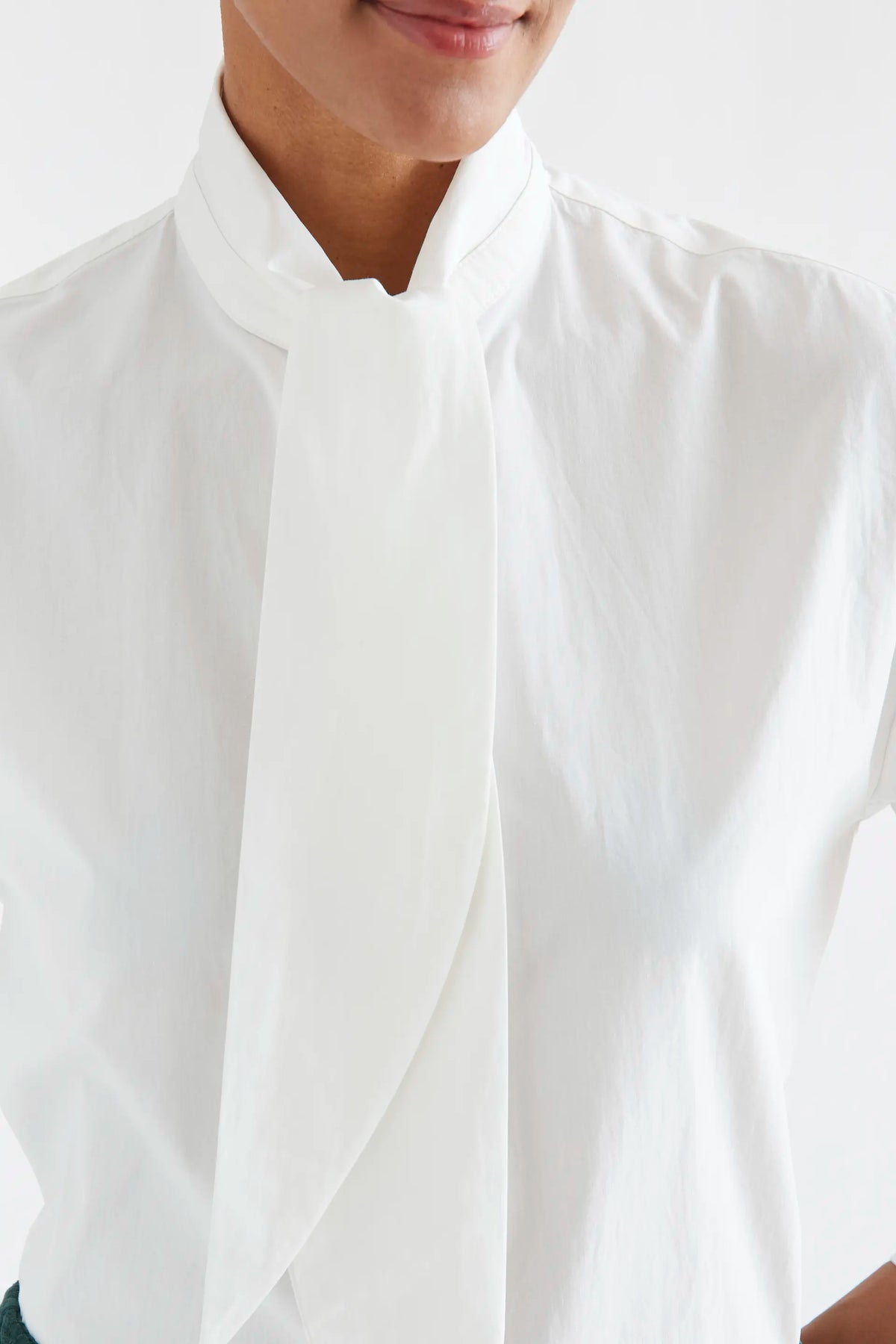 Camisa 100% algodón con maxi lazada