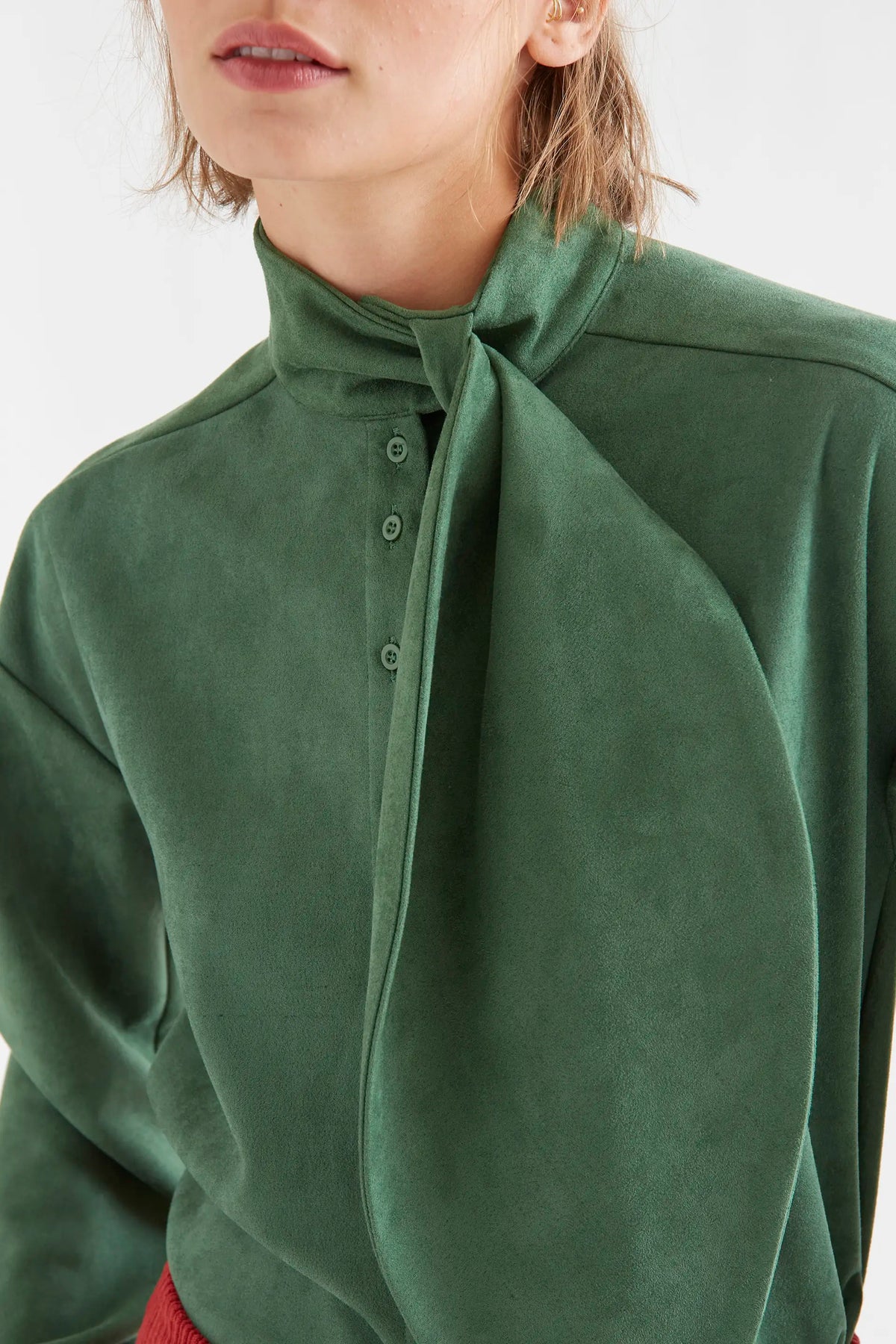 Camisa ante verde con maxi lazada