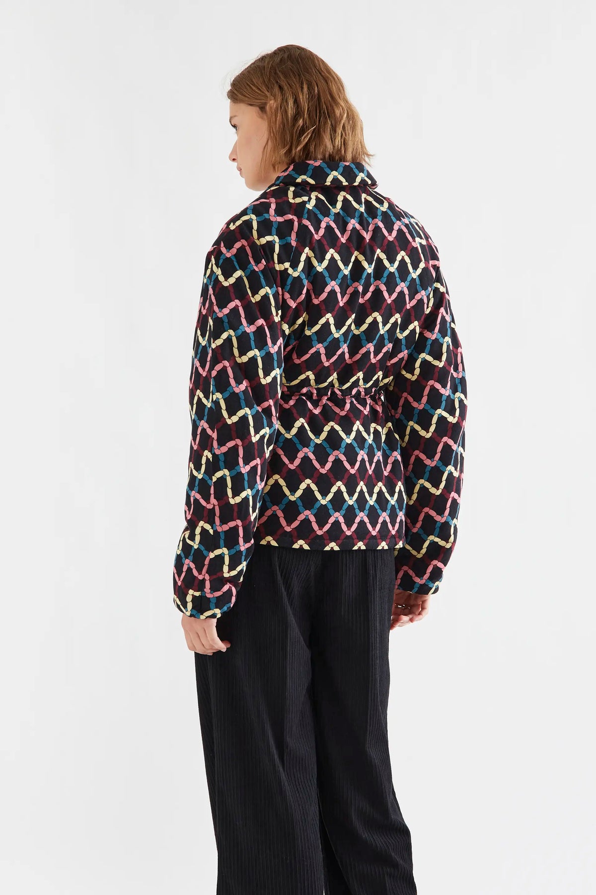 Abrigo acolchado con estampado Skein