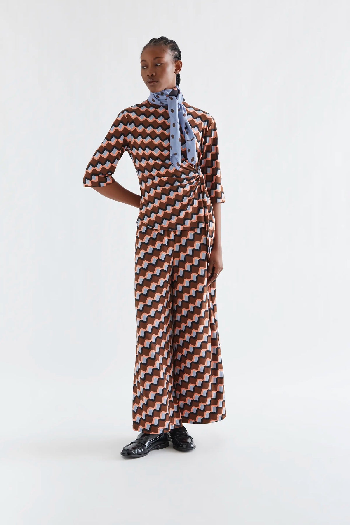 Pantalón con estampado Scala