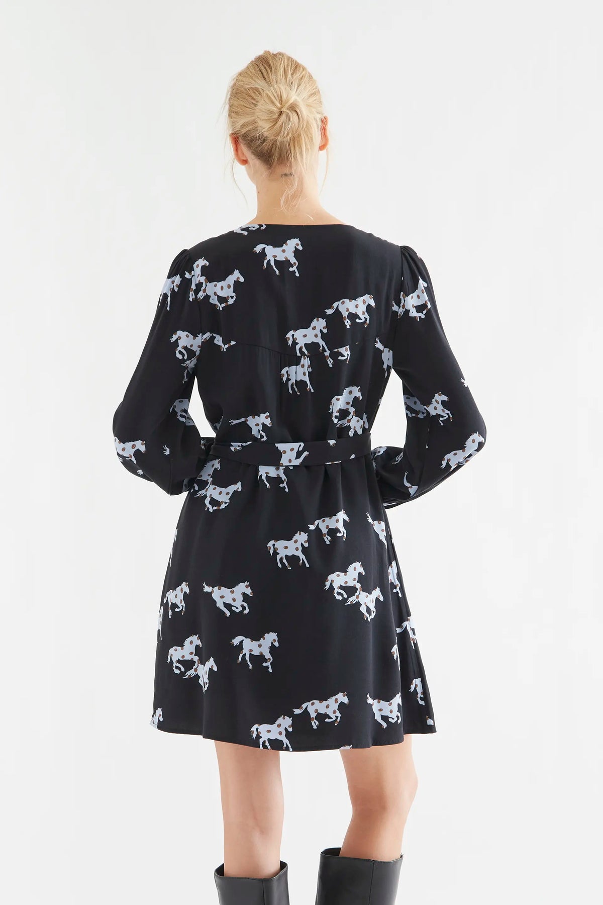 Vestido corto con estampado Horse
