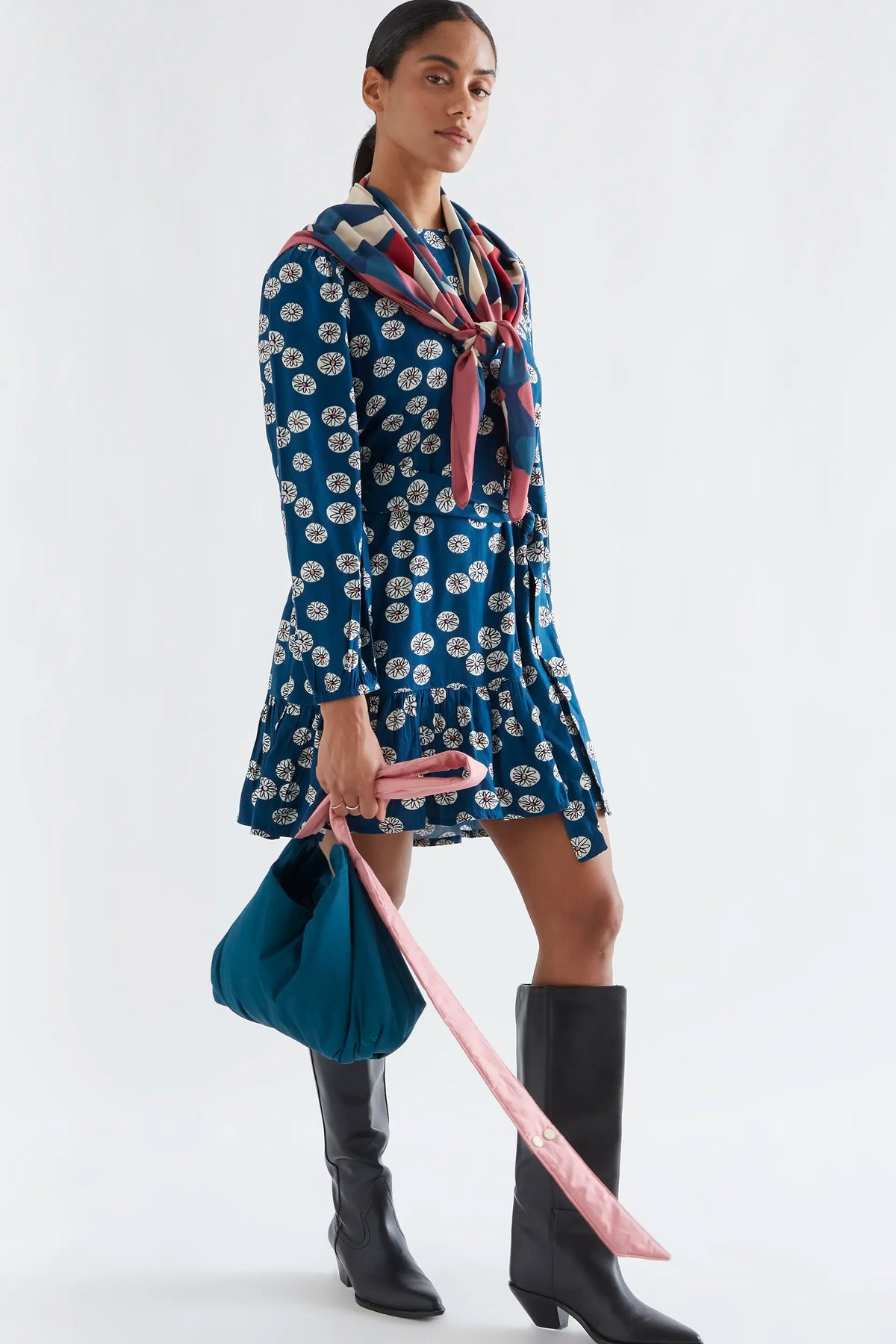 Vestido corto con estampado Carthamus