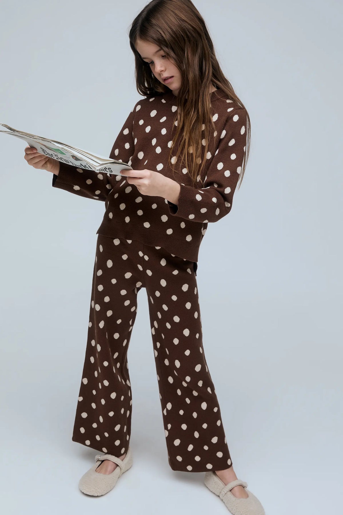 Pantalón de niña con estampado de puntos Catahoula marrón
