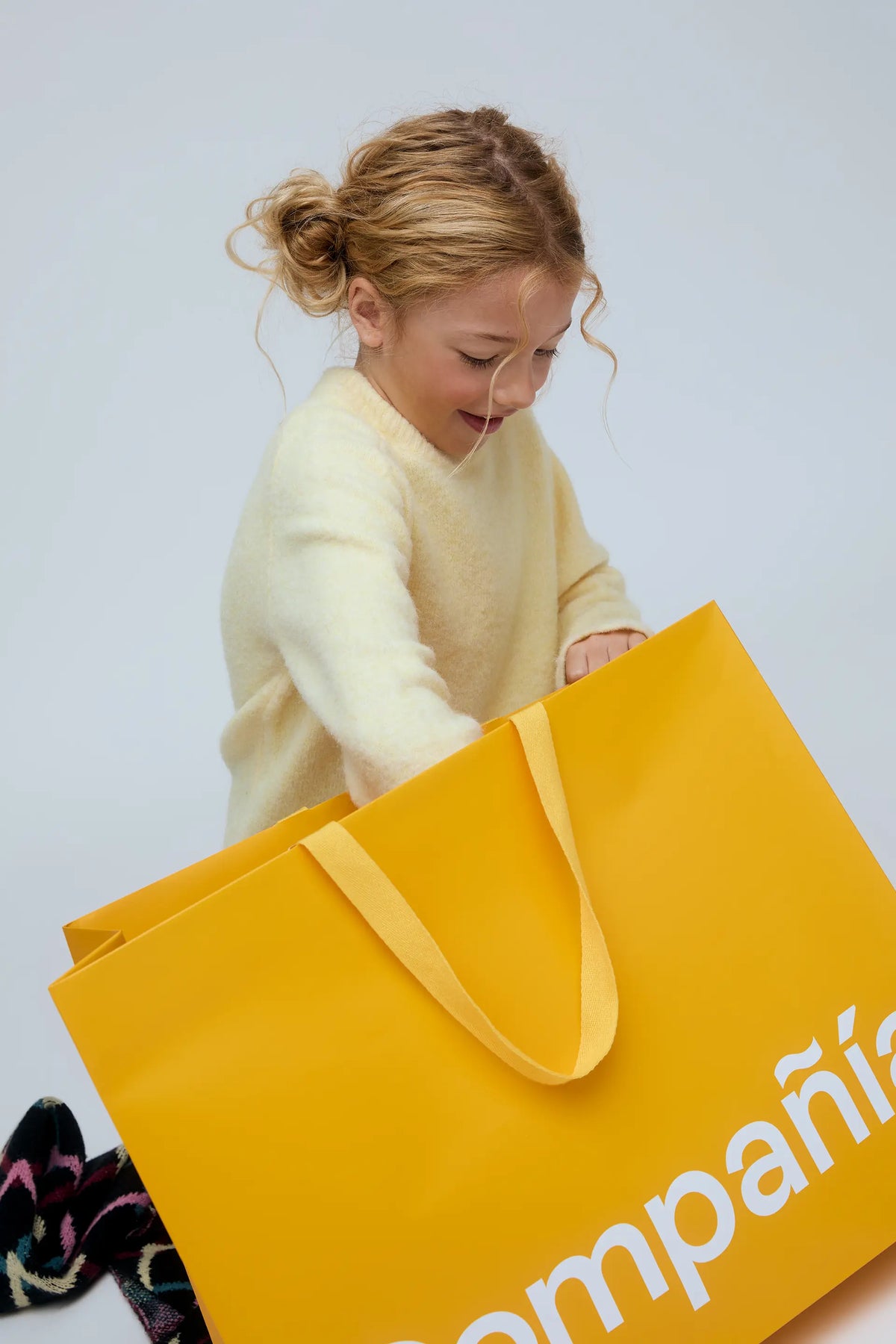 Jersey de niña amarillo claro
