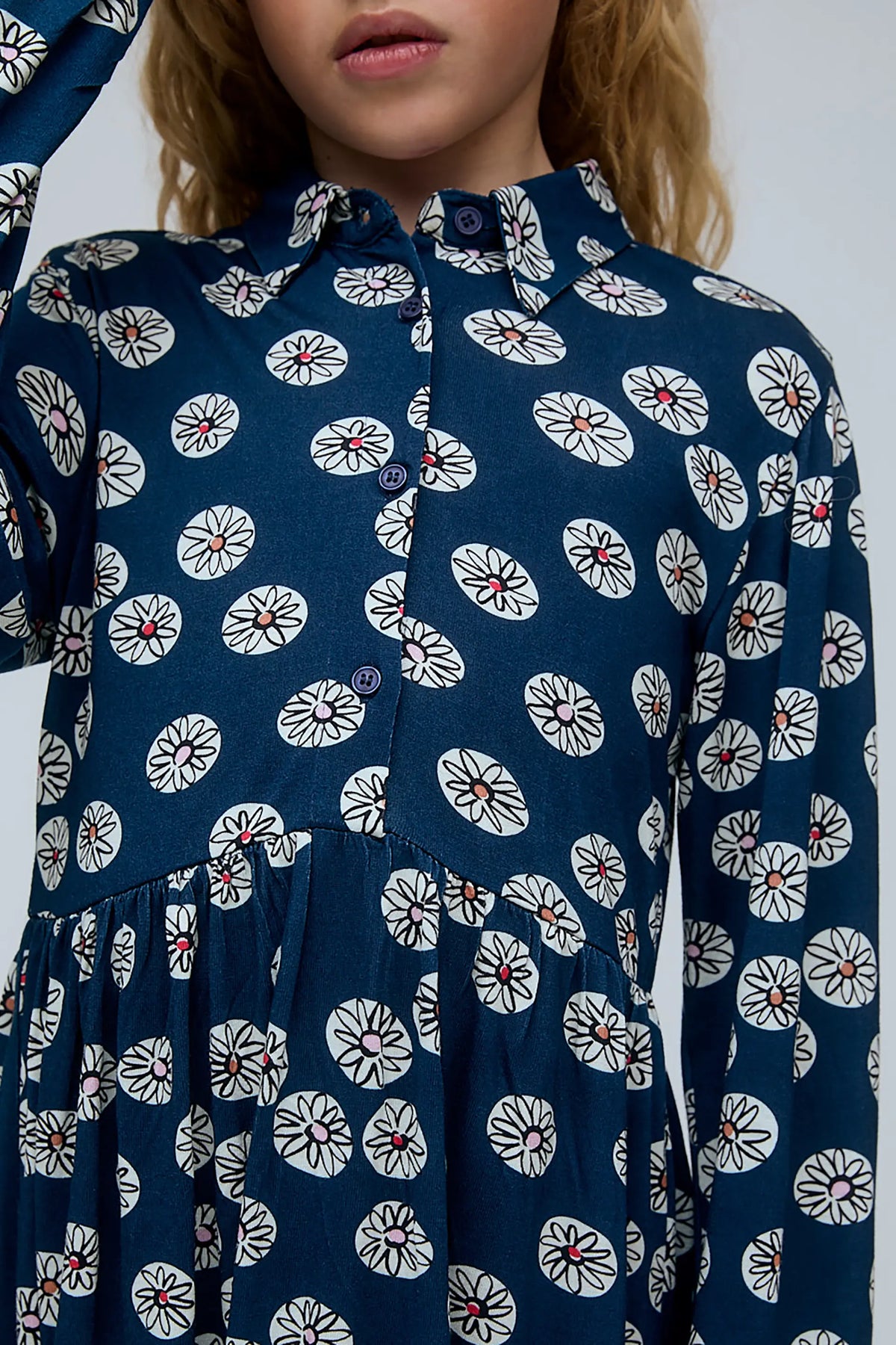 Vestido corto de niña con estampado Carthamus
